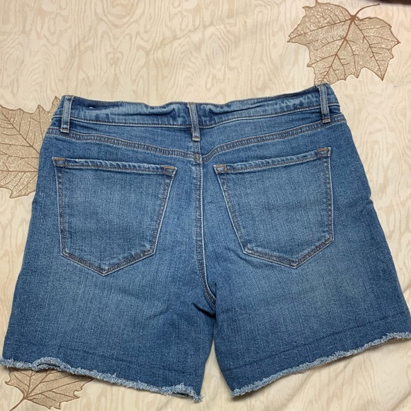 LOFT Jean Shorts - Picture 3 of 5